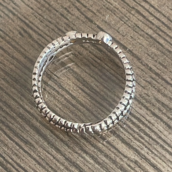 Sterling Silver Crossover Cable Ring with Topaz Gems Approx Size 9 3/4 - Picture 5 of 16